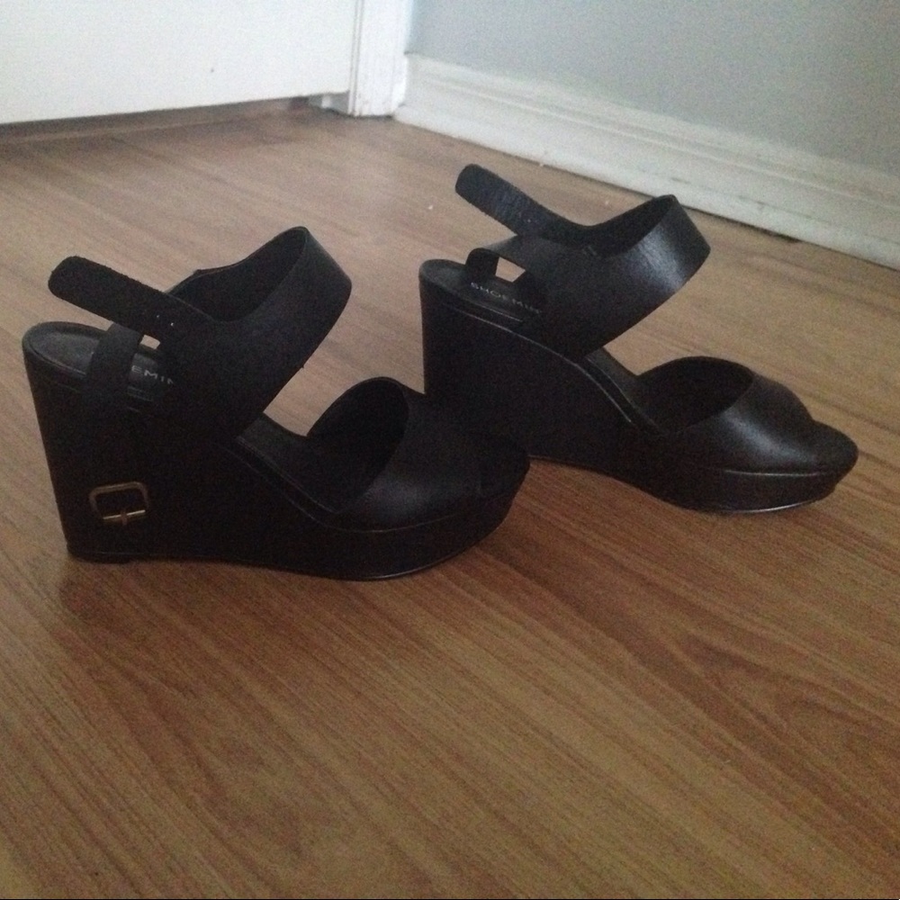 Shoe mint wedges