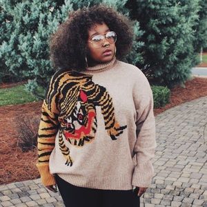 Meet your Posher, Candace