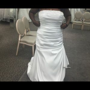 Wedding dress