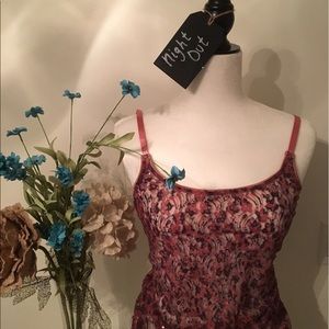 ☀️SOLD - NWT. Beautiful pink sequin top.