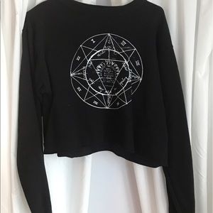 black cropped sweatshirt