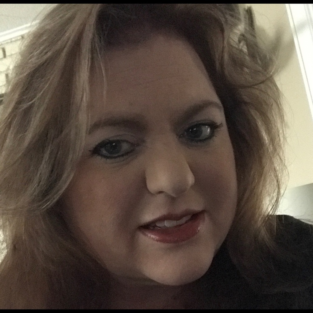 Meet your Posher, Melanie