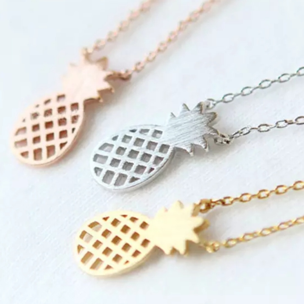 Brand new!! 10" Pineapple 🍍 Necklaces
