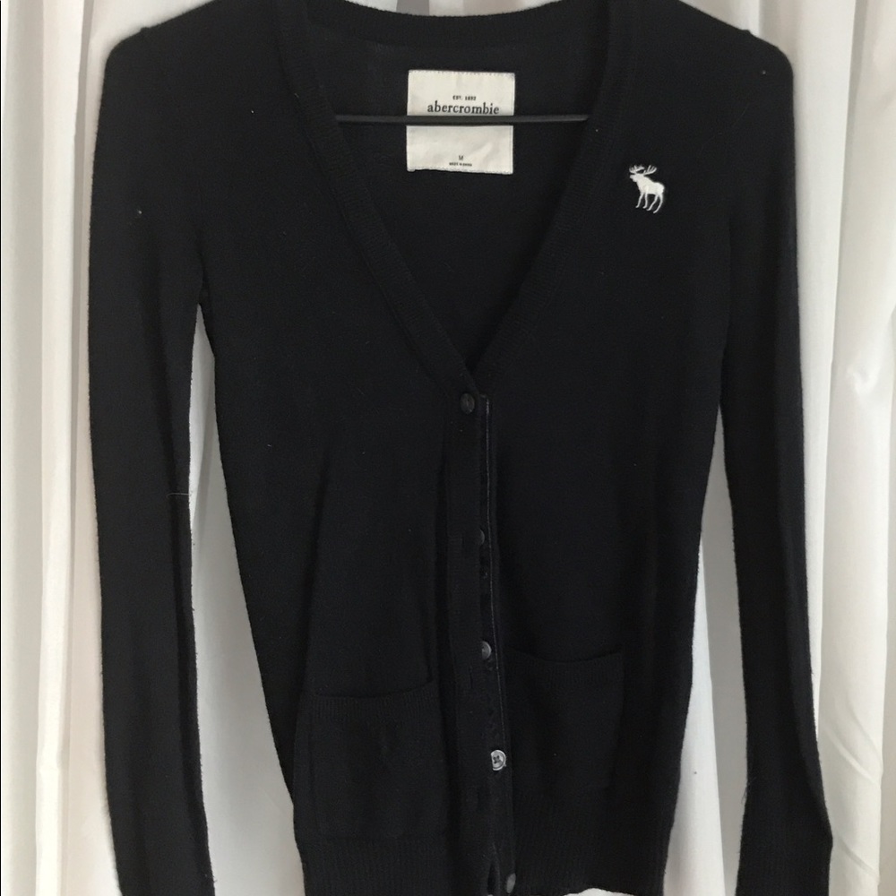 navy blue button up cardigan from abercrombie