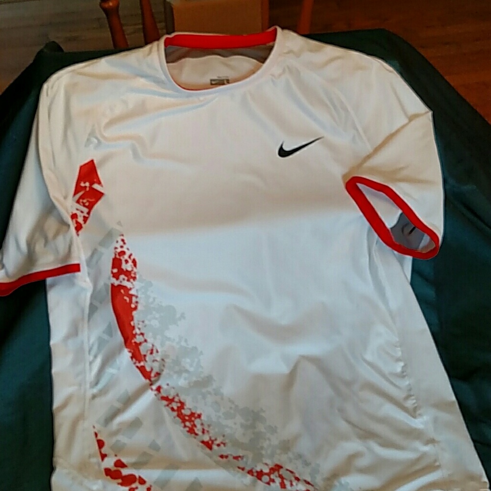 Men's  Nike T'shirt