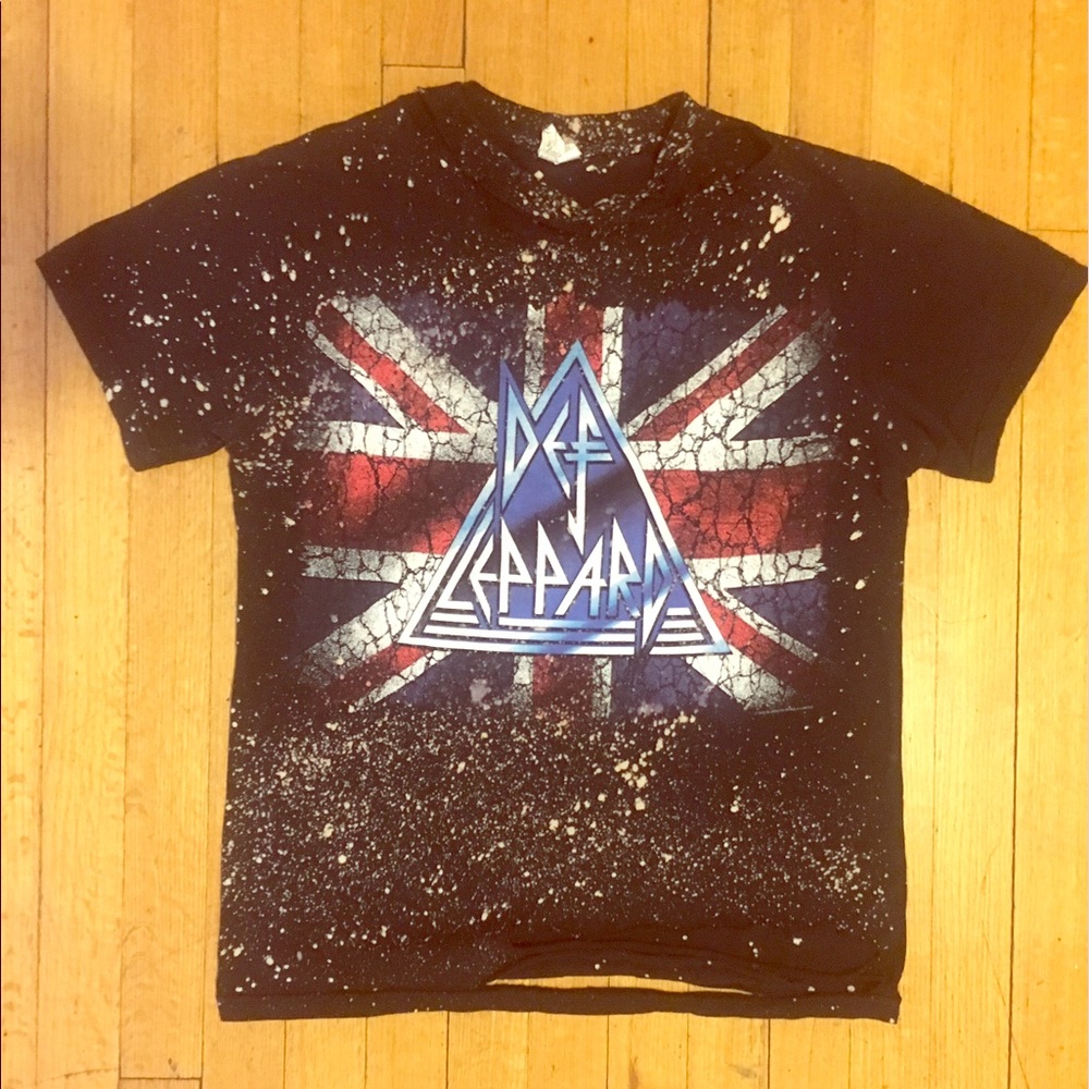 Distressed & Bleached Def Leppard Punk Tee