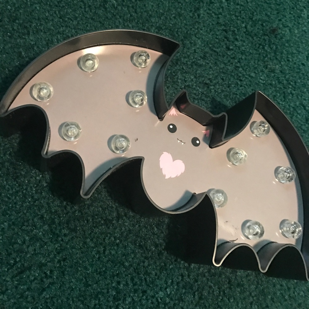 Bat light