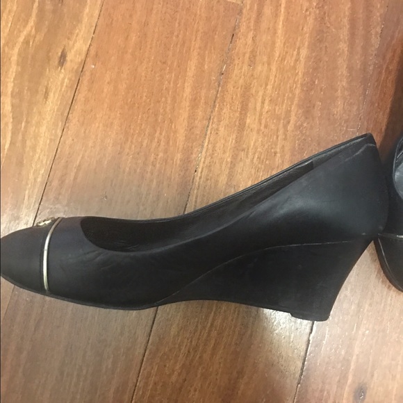 Shoes - Picture 2 of 3