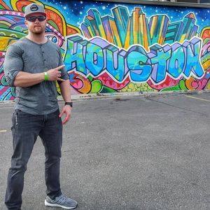 Meet your Posher, Cory