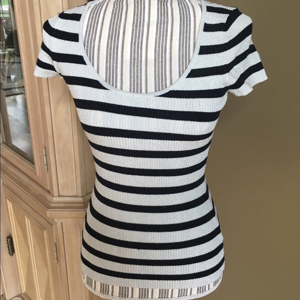 CACHE BLACK/SILVER METALLIC TOP SZ. M