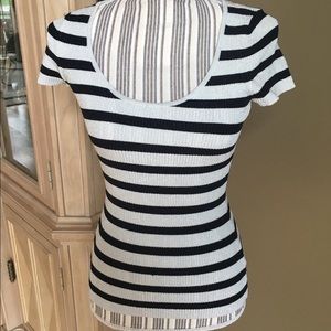 CACHE BLACK/SILVER METALLIC TOP SZ. M