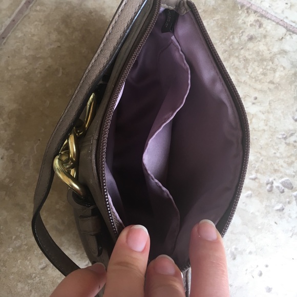 Coach Gold leather clutch - Picture 5 of 5