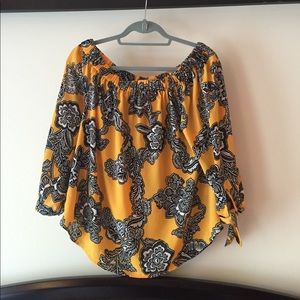 NWT Express off the shoulder floral top