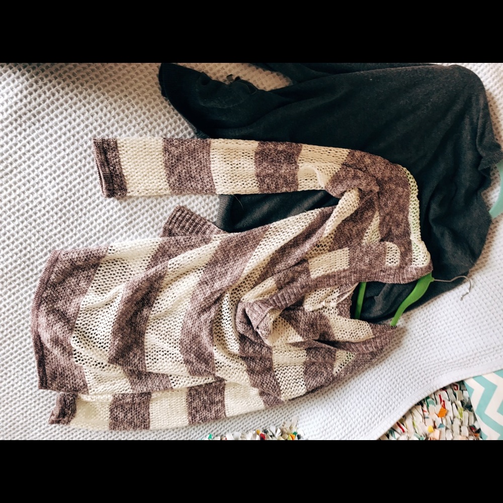 Sweater Bundle(Abercrombie & Roxy)