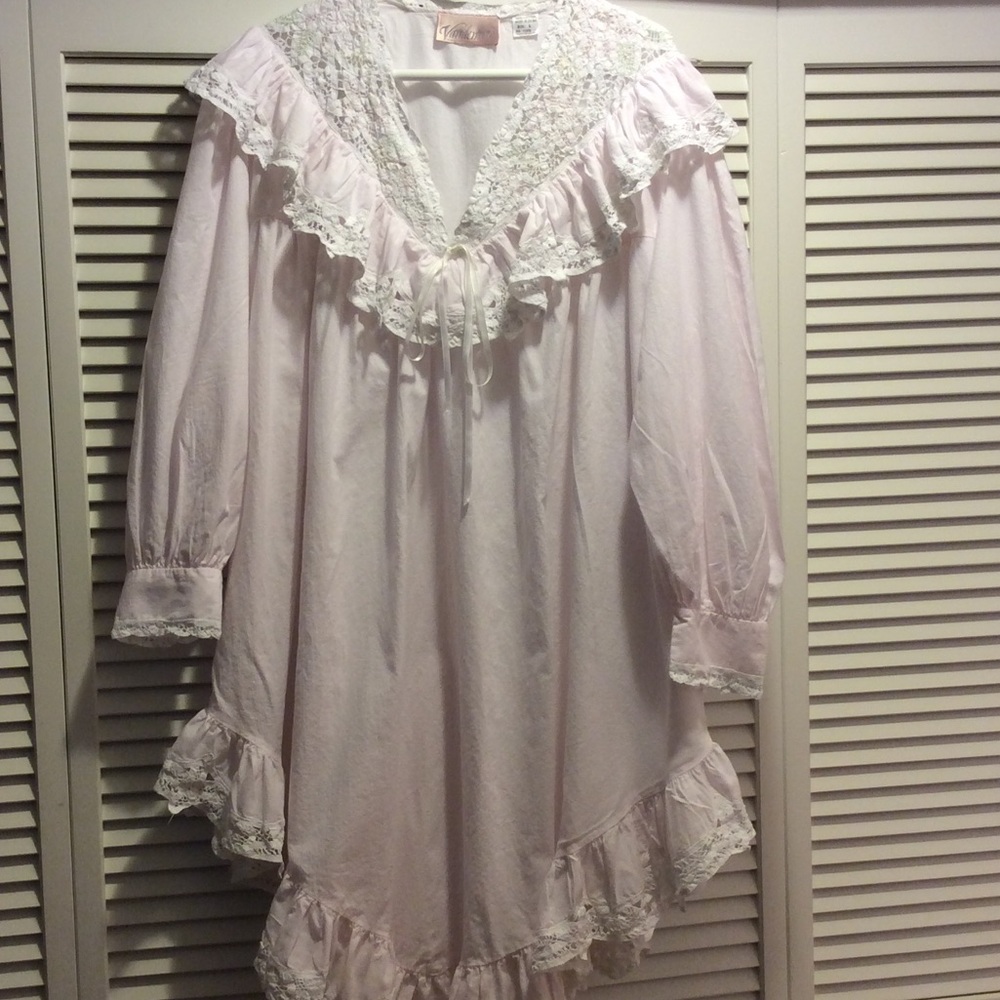 Vandemere vintage nightgown