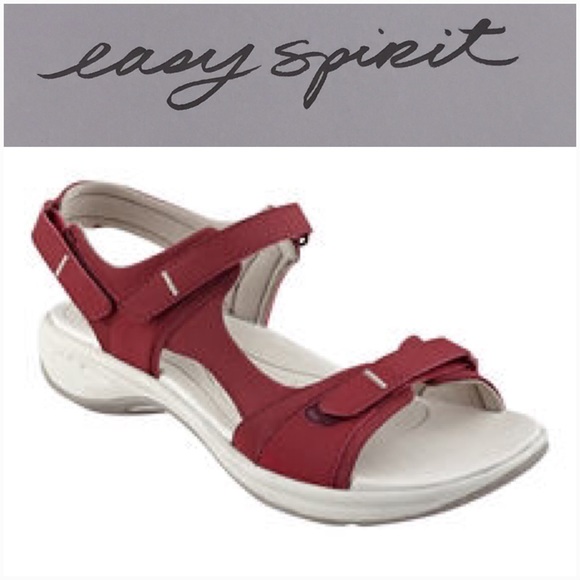 easy spirit flat sandals