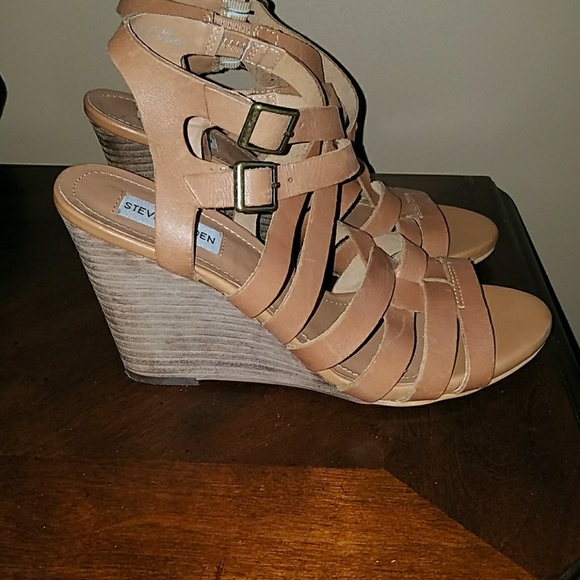 Steve Madden wedges - Picture 2 of 4