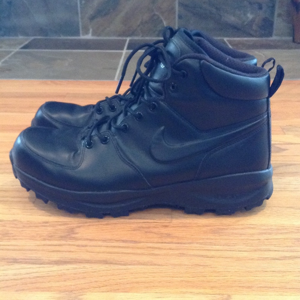 Nike boots