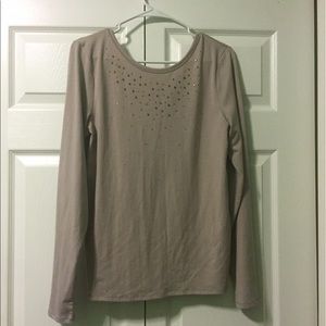Long sleeve, low back shirt