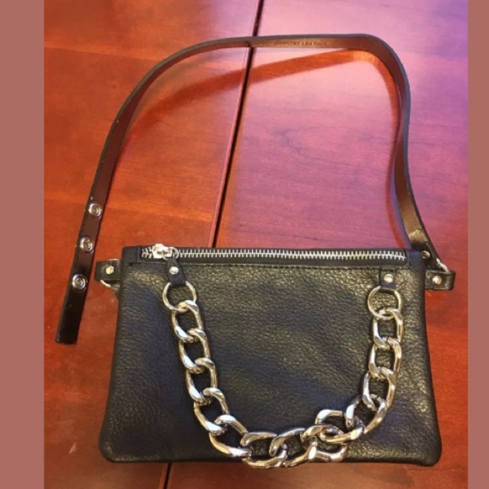 Michael Kors fanny pac Sz small belt