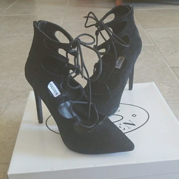 Steve Madden Shoes - Steve Madden YESKIA Black suede heels NIB 6