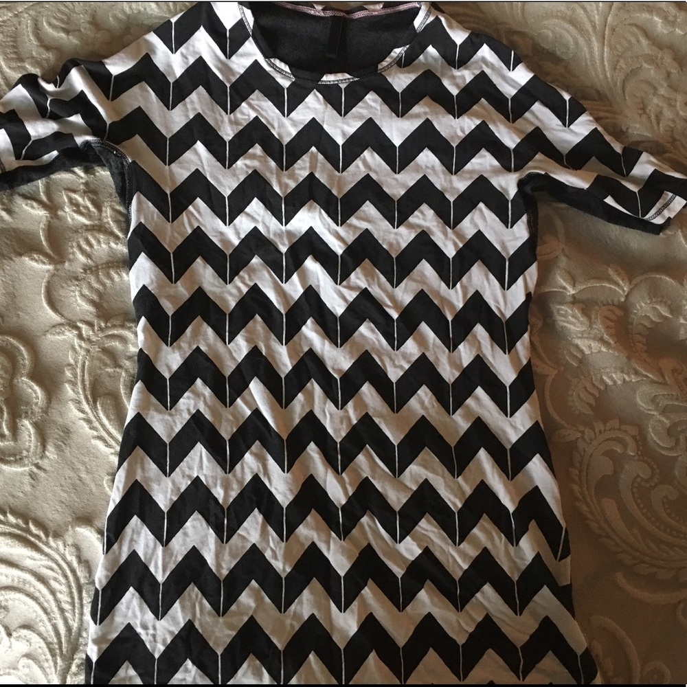 Lululemon shirt