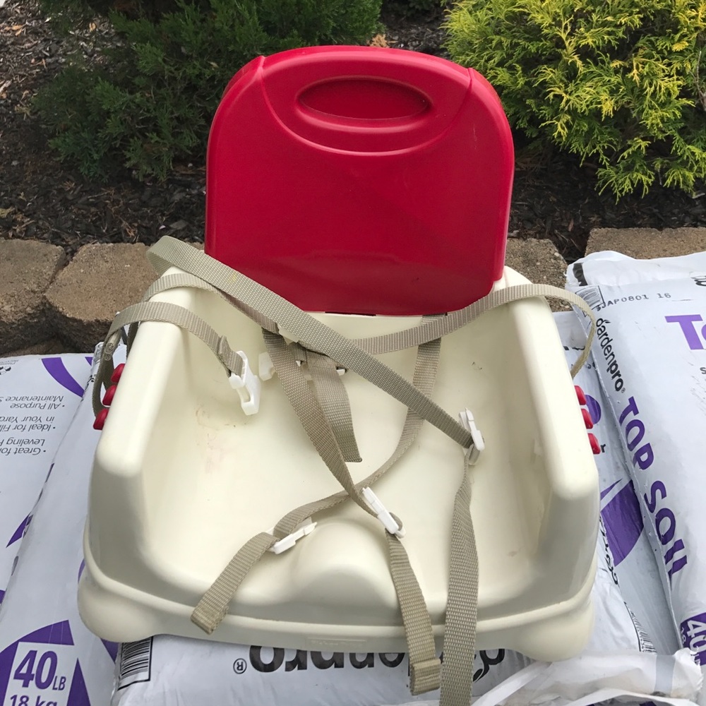 Kids seat $10