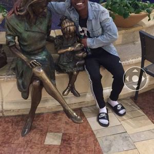 Meet your Posher, Malcolm