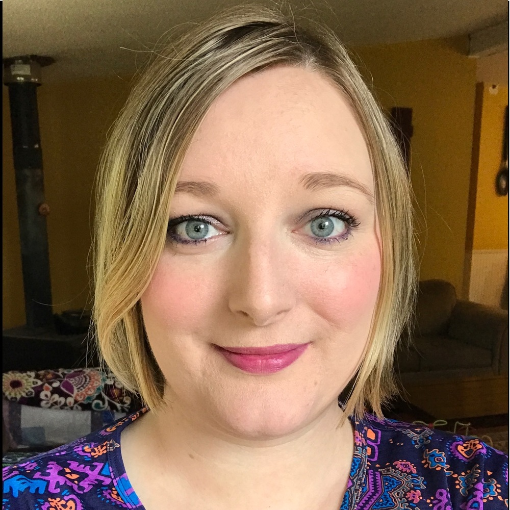 Meet your Posher, Cassi