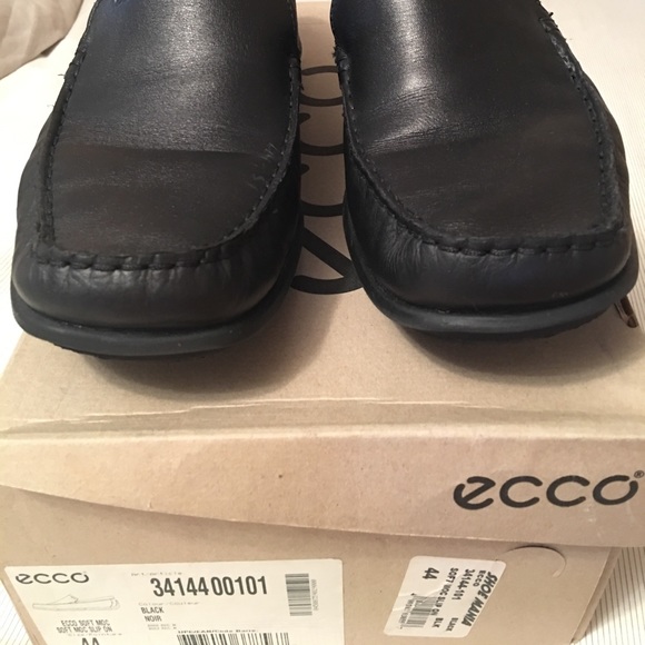Ecco Soft Moc Slip On - Picture 2 of 7