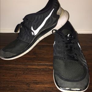 Black Nike Free Run Size 13