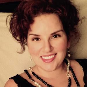 Meet your Posher, Christine