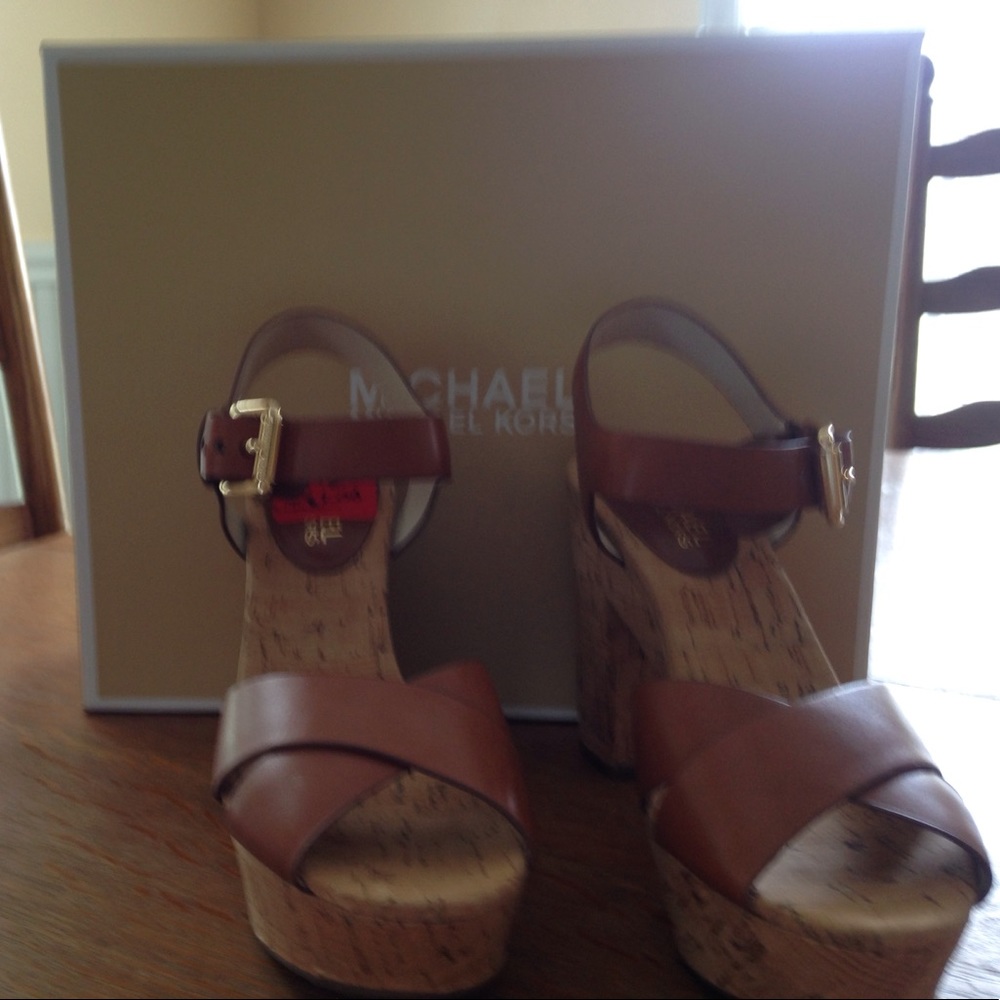 Michael Kors Natalia Platforms.  Size 6.5M