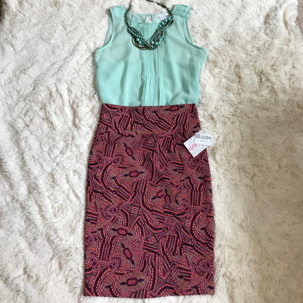 NWT LulaRoe Cassie