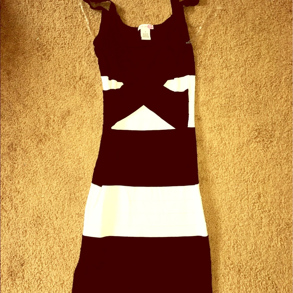 Body central brand. Small. Black & white dress.