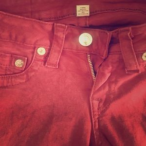Red skinny jean True religions