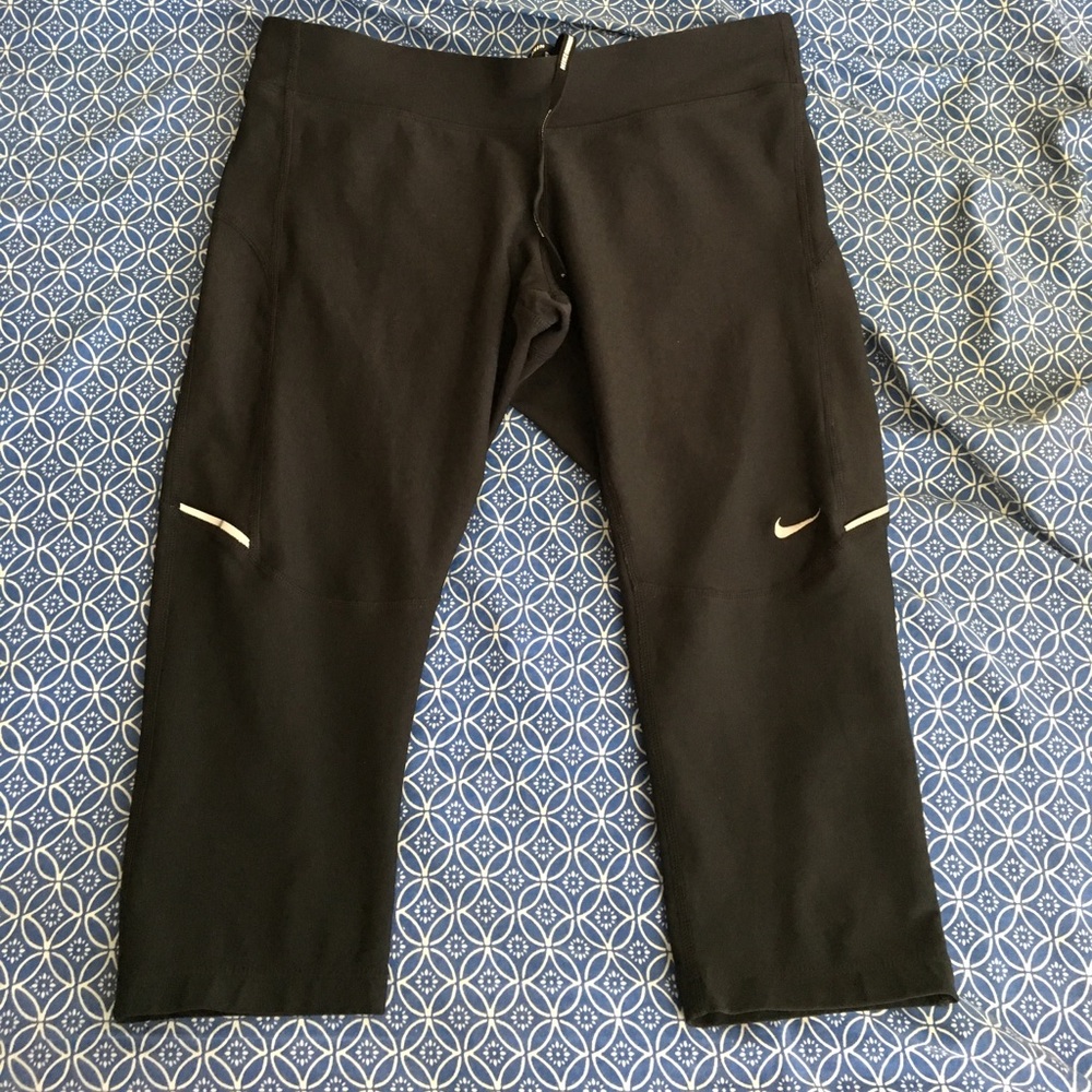 Nike cropped leggings for working out