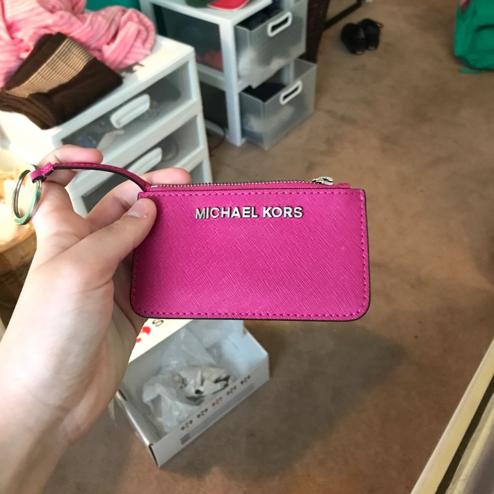 MK key wallet.