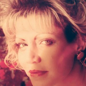 Meet your Posher, Gina