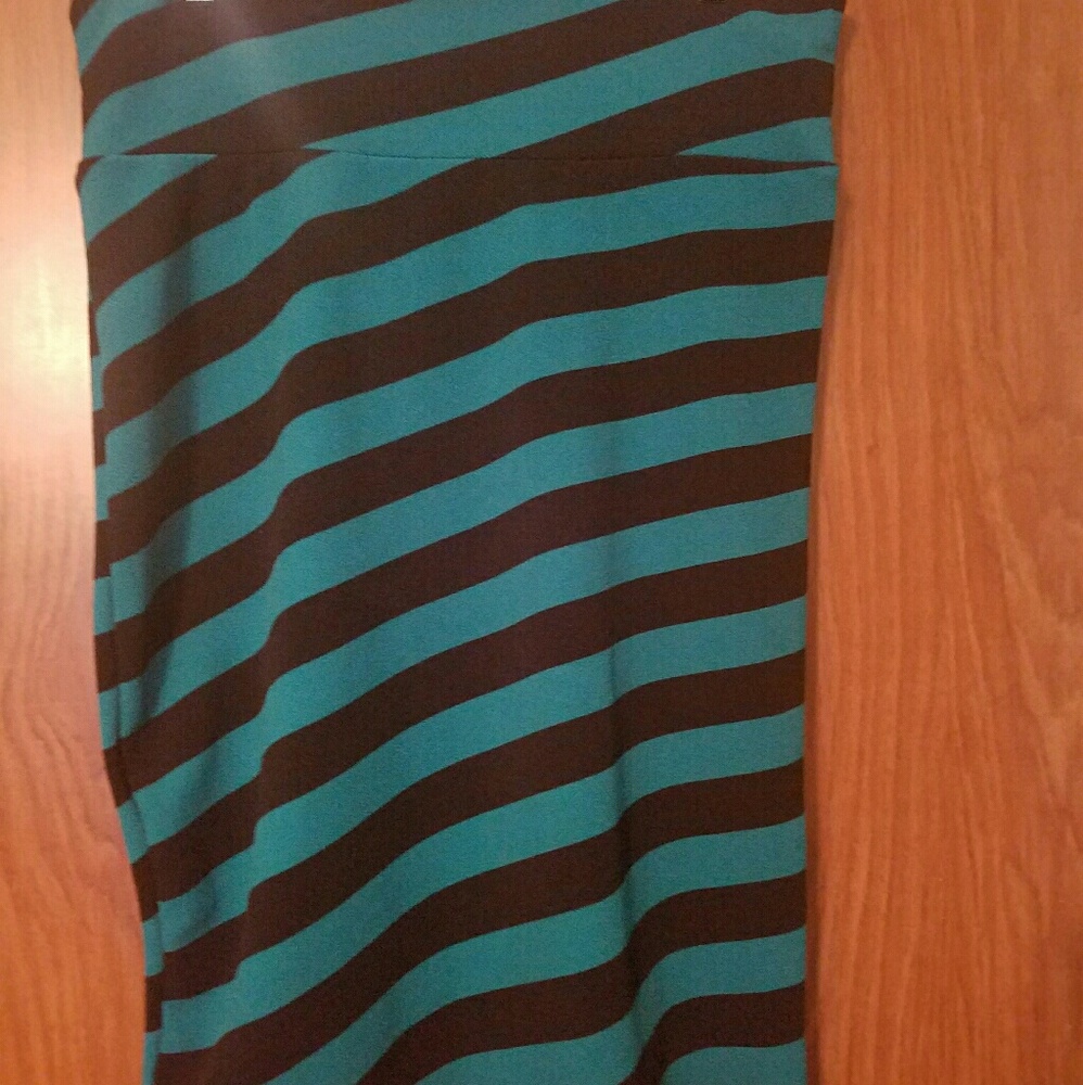 Lularoe Cassie size large