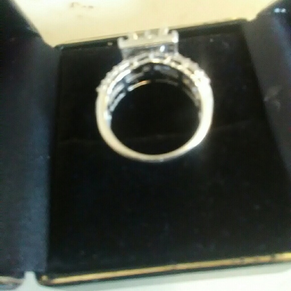 Engagement Ring - Picture 6 of 8