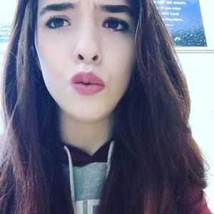 Meet your Posher, Jade