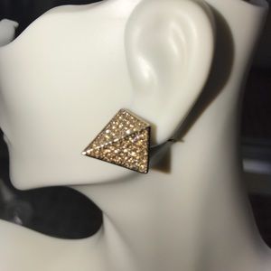 Minetani Swarovski elements pyramid stud earrings