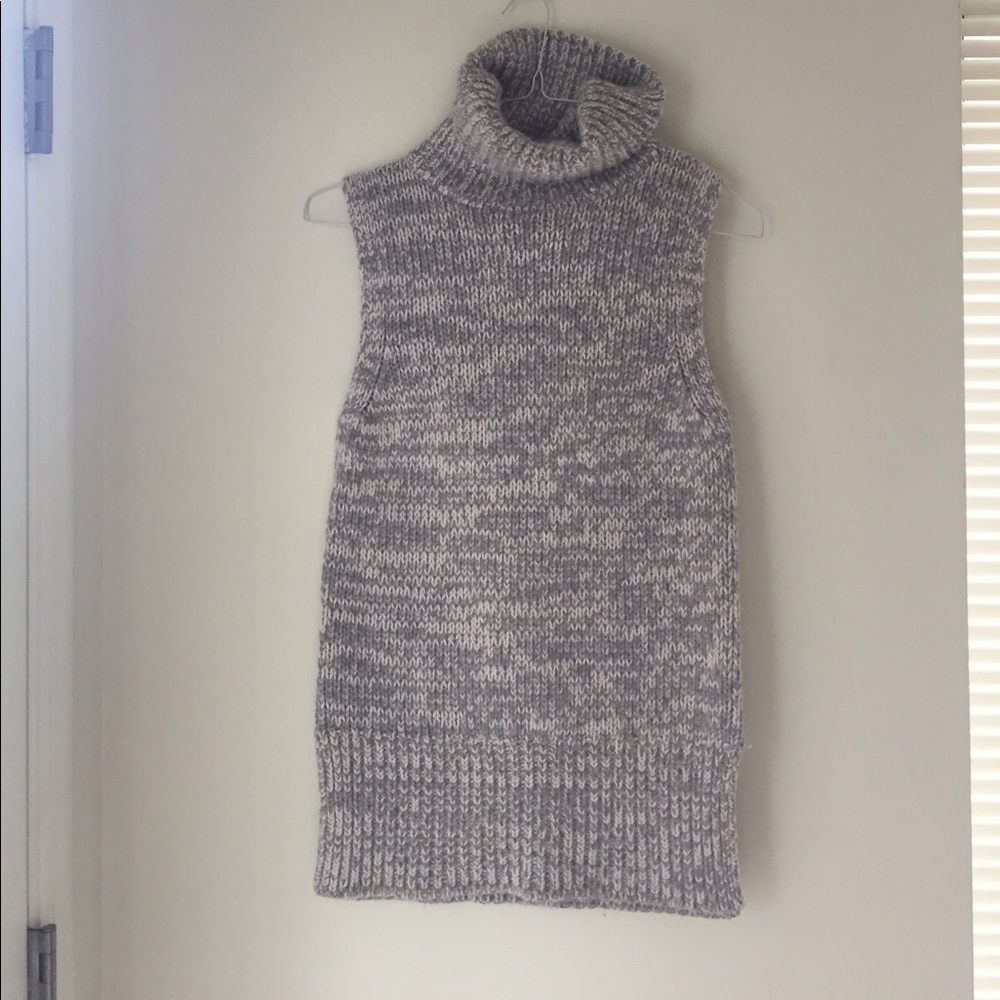 Club Monaco sweater shirt