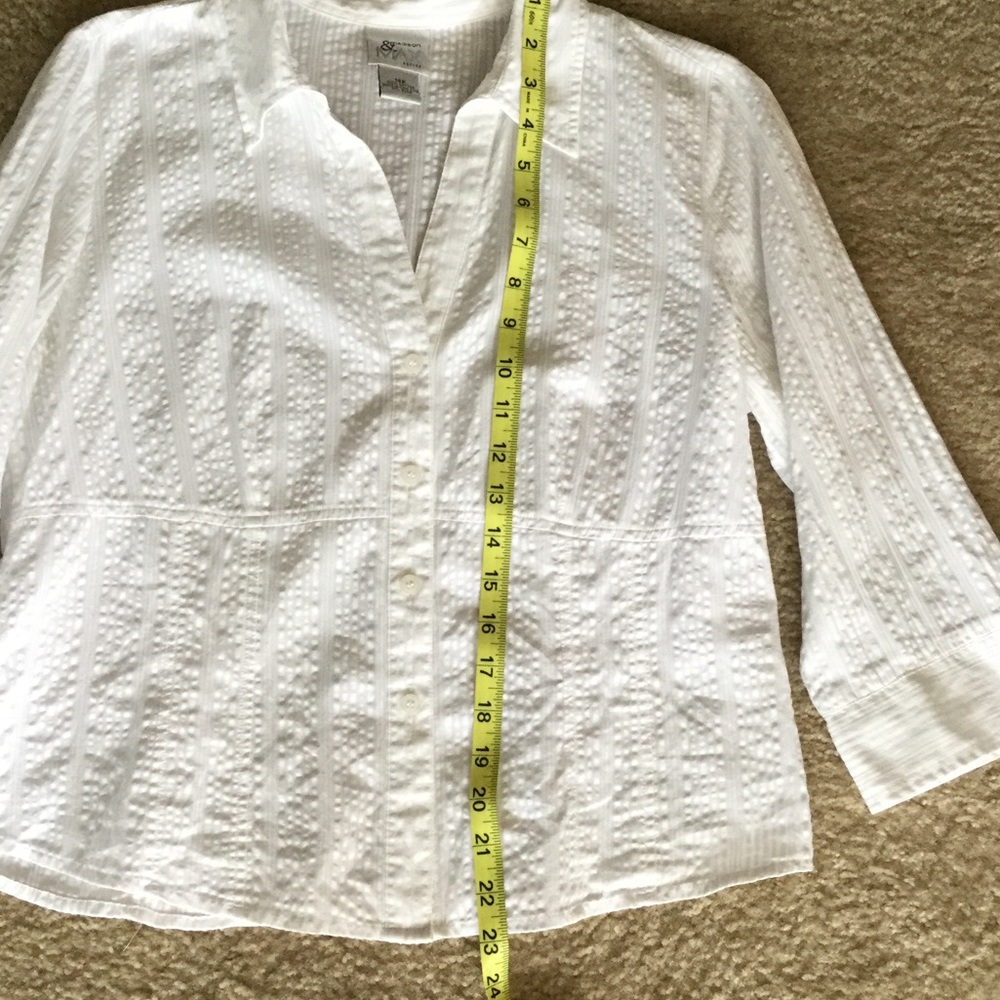 White Blouse size 14P🌷Bundle and Save🌷
