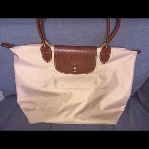 Memorial Day Price!! Longchamp Le Pliage Medium