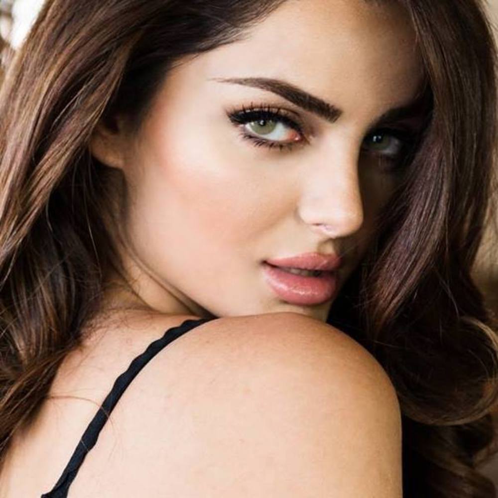 Meet your Posher, Mahlagha