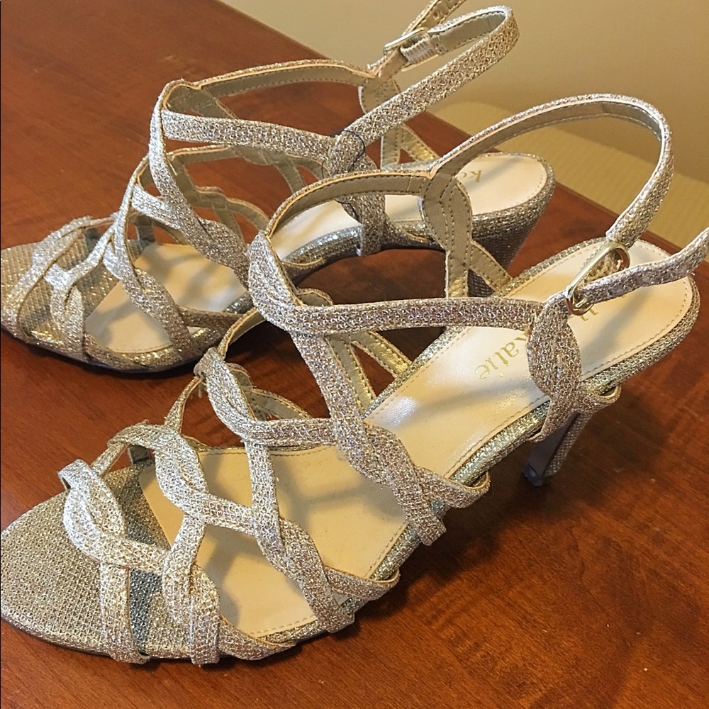 Final Sale! Metallic gold sandals
