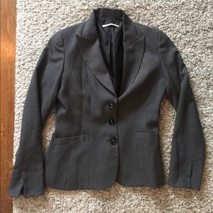 Blazer Tahari