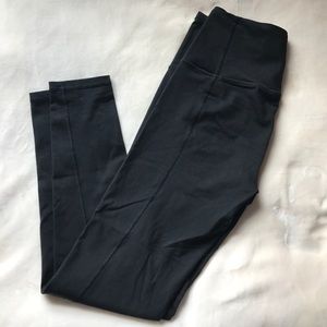 KNOCKOUT by Victoria's Secret- Leggings